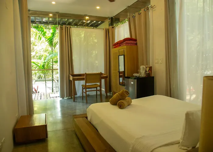 Hotel The White Palms Of 3*
